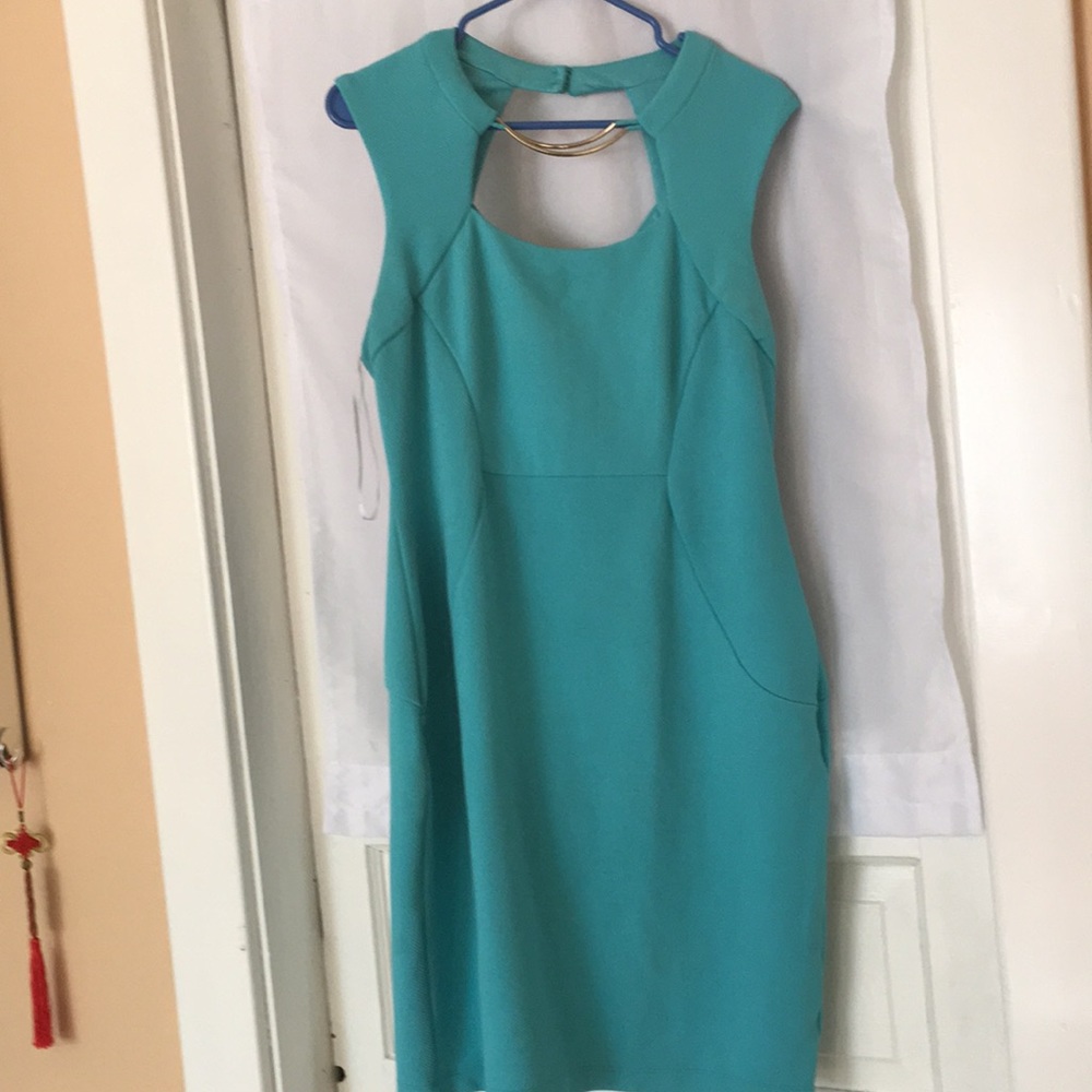 Bisou bisou light blue dress with metal necklace
